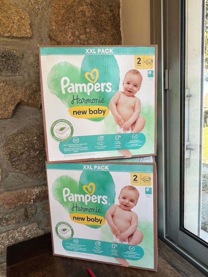 Couche taille 2 Pampers Harmonue : 222 couches  (2*111) - photo numéro 4