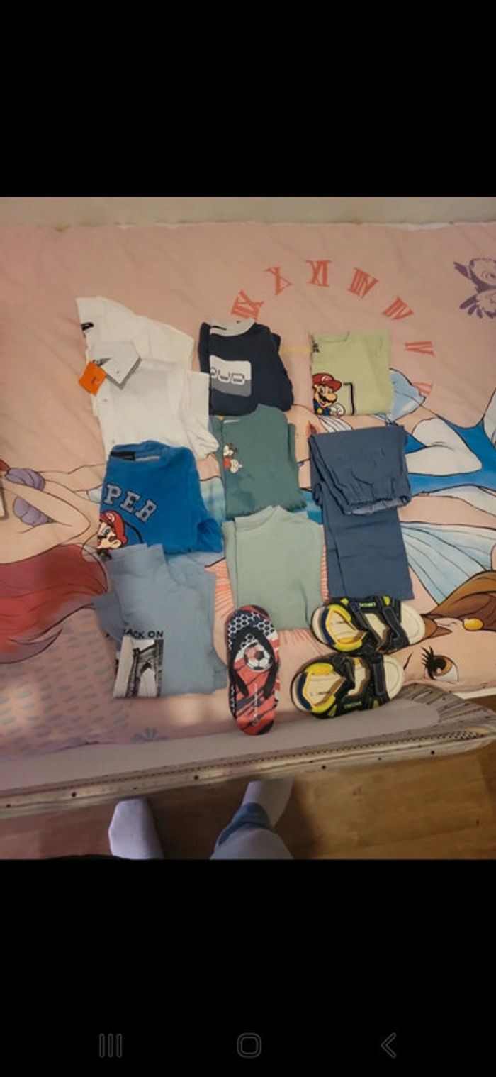 Lot vêtements garçon 4 ans