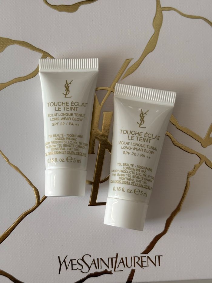 Yves saint Laurent -maquillage -parfume - photo numéro 2