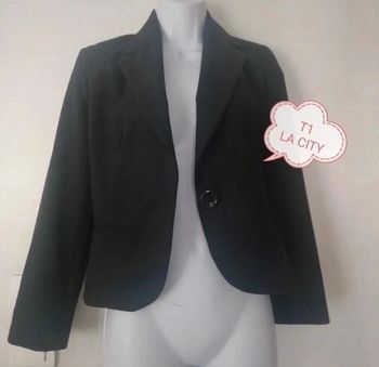 Veste blazer courte femme.34/36..