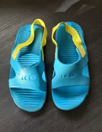 Sandale d'eau / claquette de plage nabaji 29/30