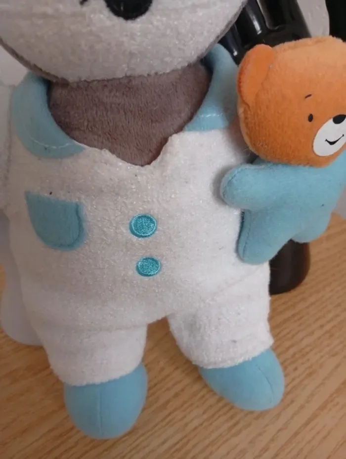 Peluche T'choupi et doudou 27cm phosphorescente dessin tchoupi et doudou - photo numéro 3