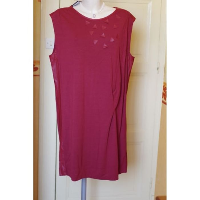 Mado et les autres - Robe mi-longue Rouge T42