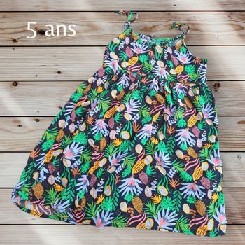 Robe tropicale