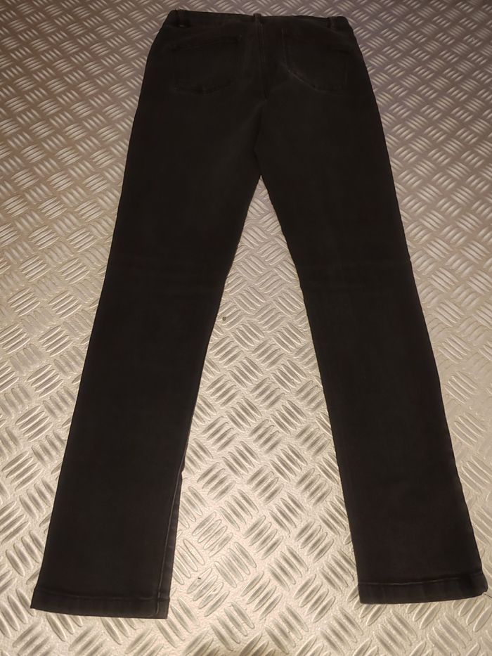 Un lot de jean - photo numéro 2