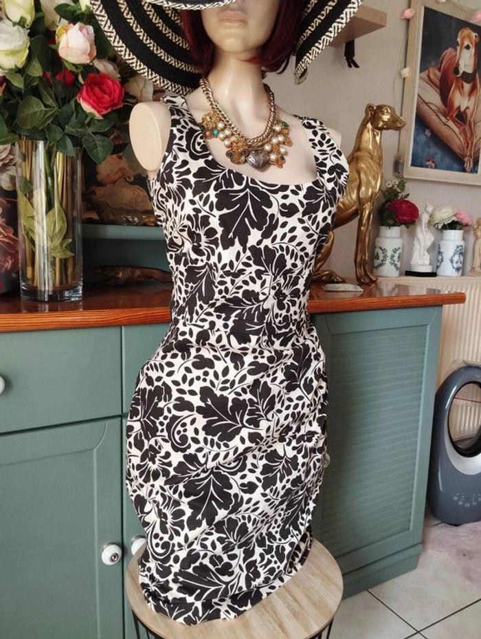 🌾Robe Noire & Crème Imprimé Floral Nougat London T36/38🌾 - photo numéro 2