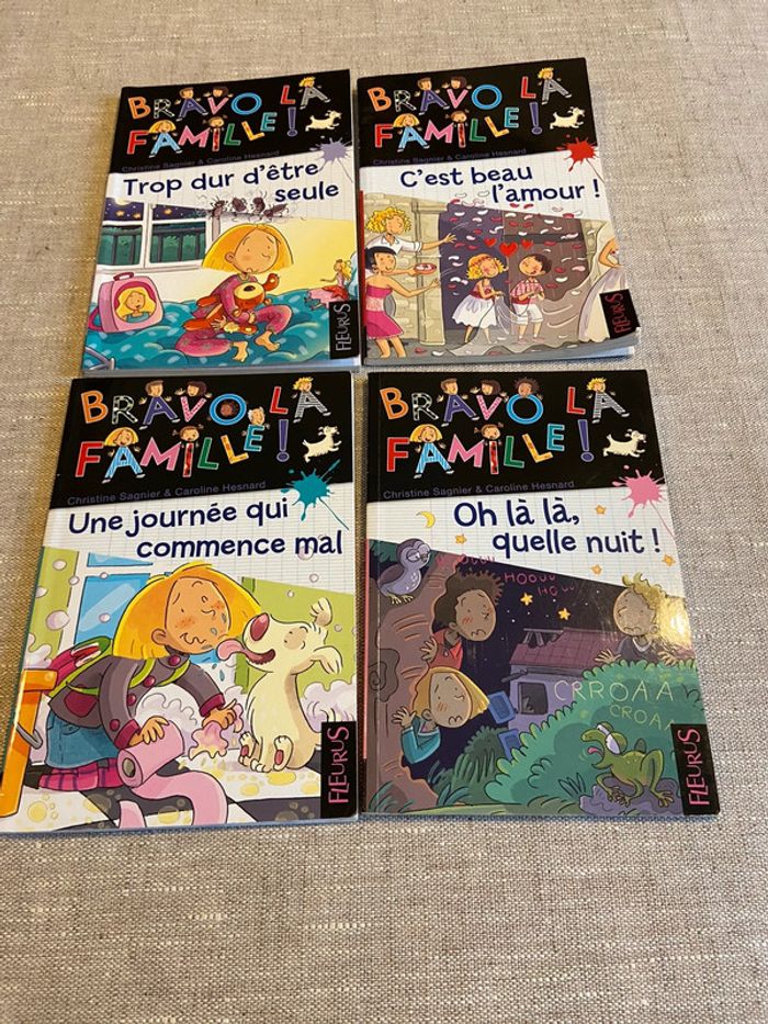 Lot de quatre petits romans « Bravo la famille »