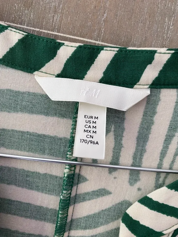 Robe beige et verte H&M - photo numéro 3
