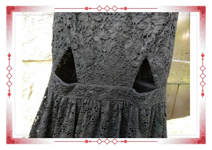 Robe dentelle noire - photo numéro 2