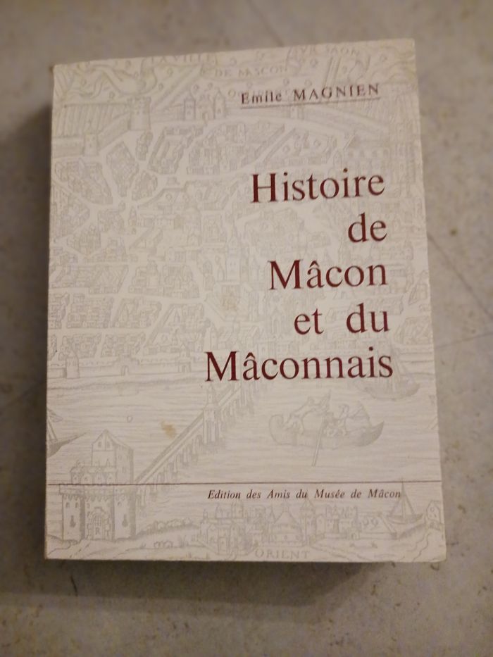 livre histoire de Mâcon et du Mâconnais