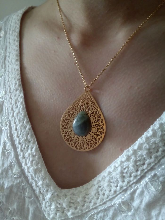 Collier goutte filigranée et sa pierre de labradorite - photo numéro 4