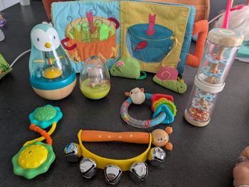 Lot de jouets d'éveil