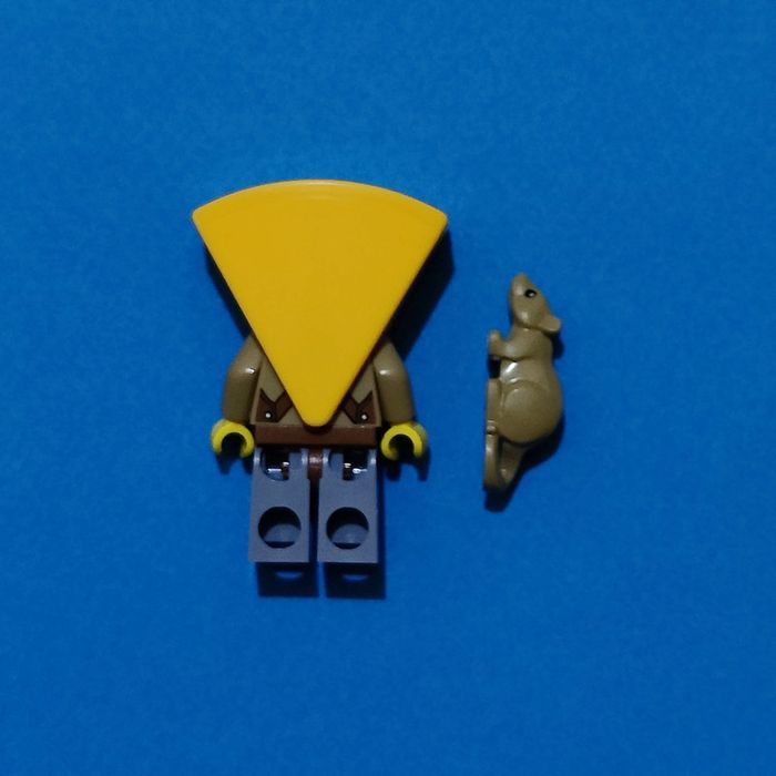 Figurine en costume de gruyère LEGO 🧀 - Excellent état 🌟 - Envoi rapide🚚💨 - photo numéro 2