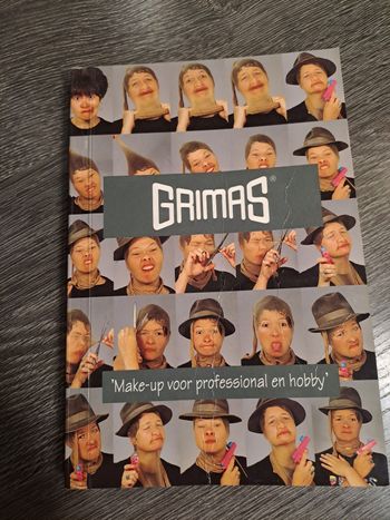 Livre grimas