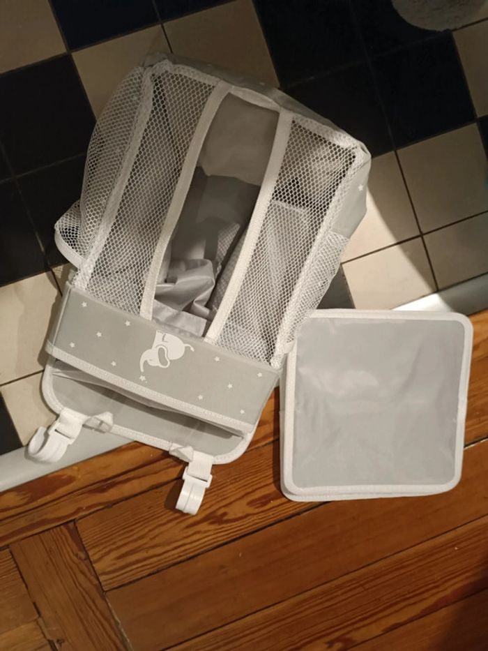 Organisateur de couches très bon état - photo numéro 4