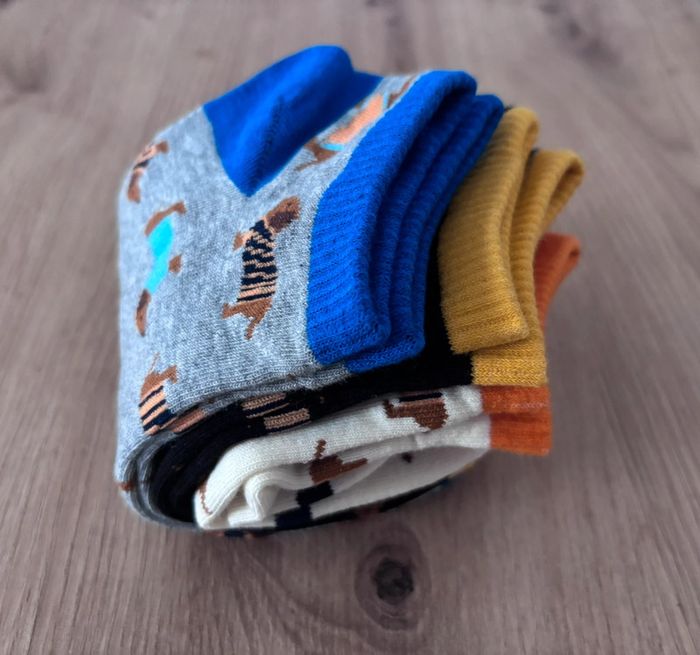 Lot de 3 paires Chaussettes courtes  motif chien teckel hommes femmes - photo numéro 3