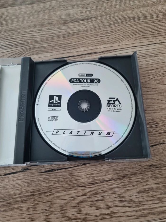 Pga tour 96 ps1 complet - photo numéro 6
