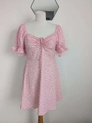 Robe fleurie rose T40 : shein