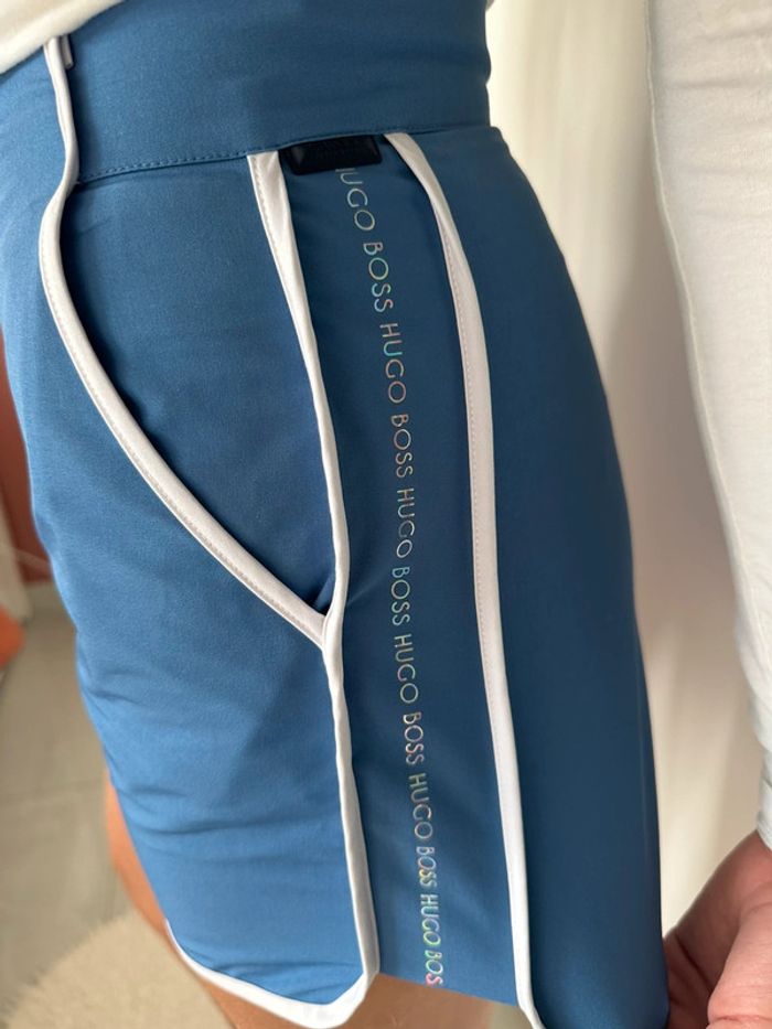 Short Hugo boss 14 ans - photo numéro 2