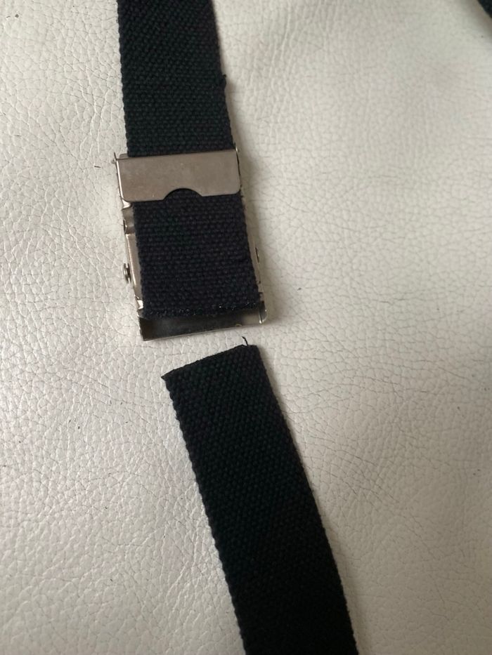 Ceinture noire plaque avec strass - photo numéro 4