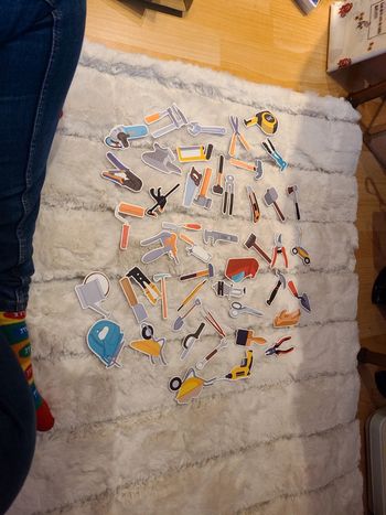 Lot 48 autocollants outils