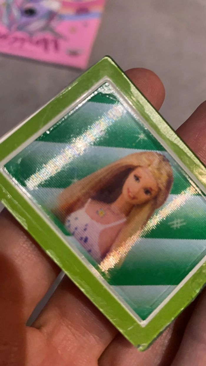 Port clef Barbie avec papier mémo note en relief image 3D change - photo numéro 7