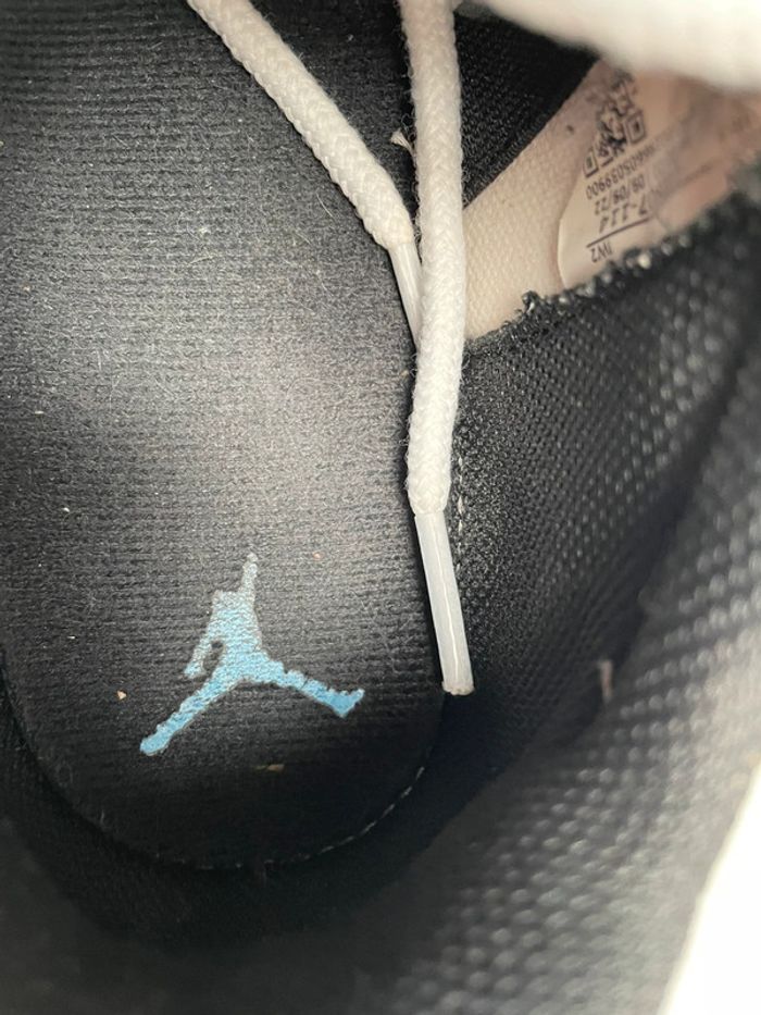 Chaussures de basketball Air Jordan 11 CMFT low - photo numéro 7