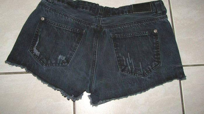 short jean t38 - photo numéro 2