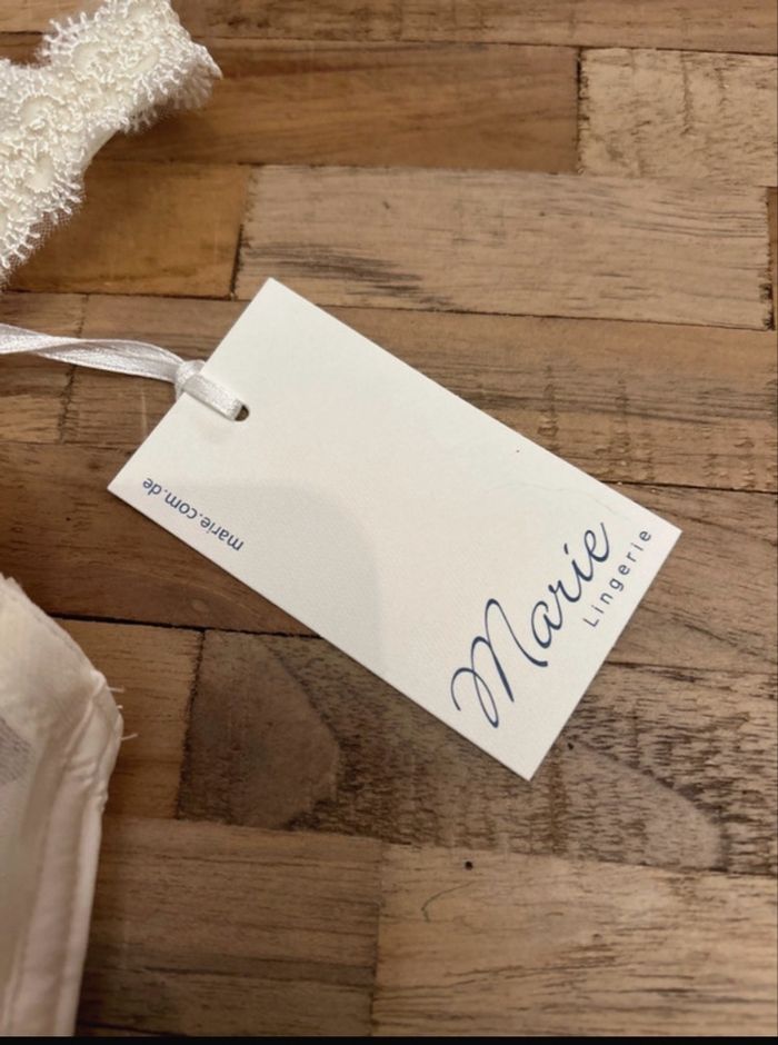 Guêpière - photo numéro 2