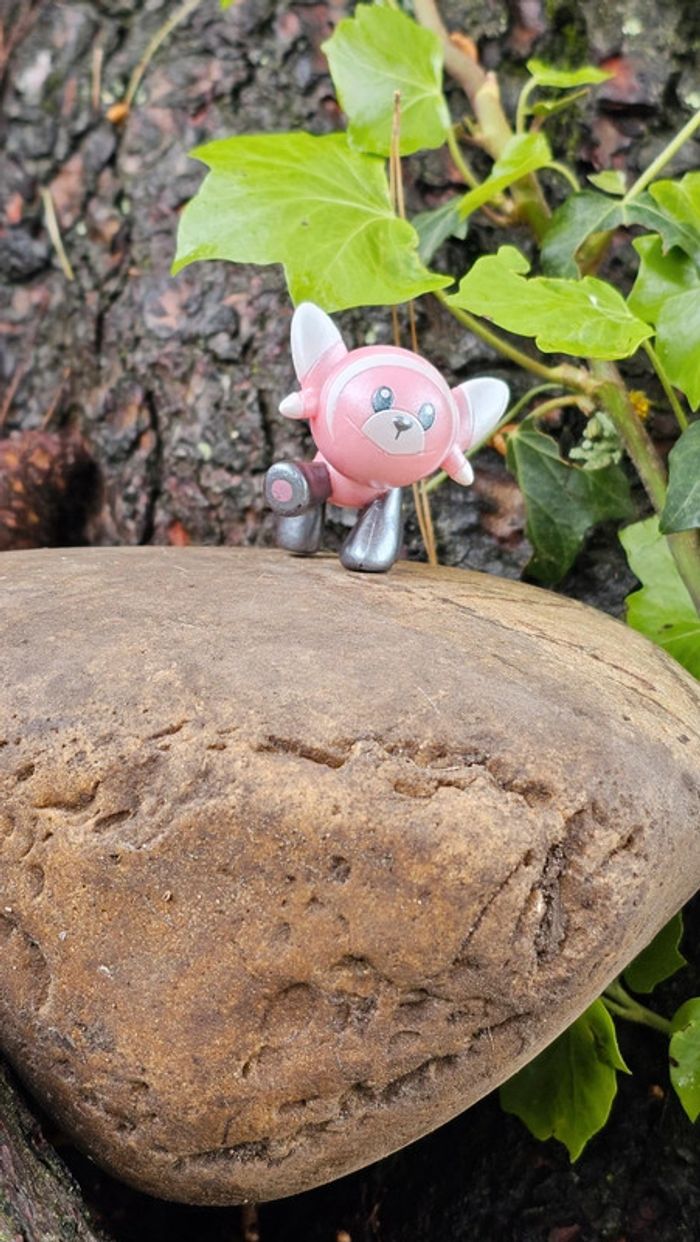 Super figurine Pokemon Nintendo Nounourson effet brillant