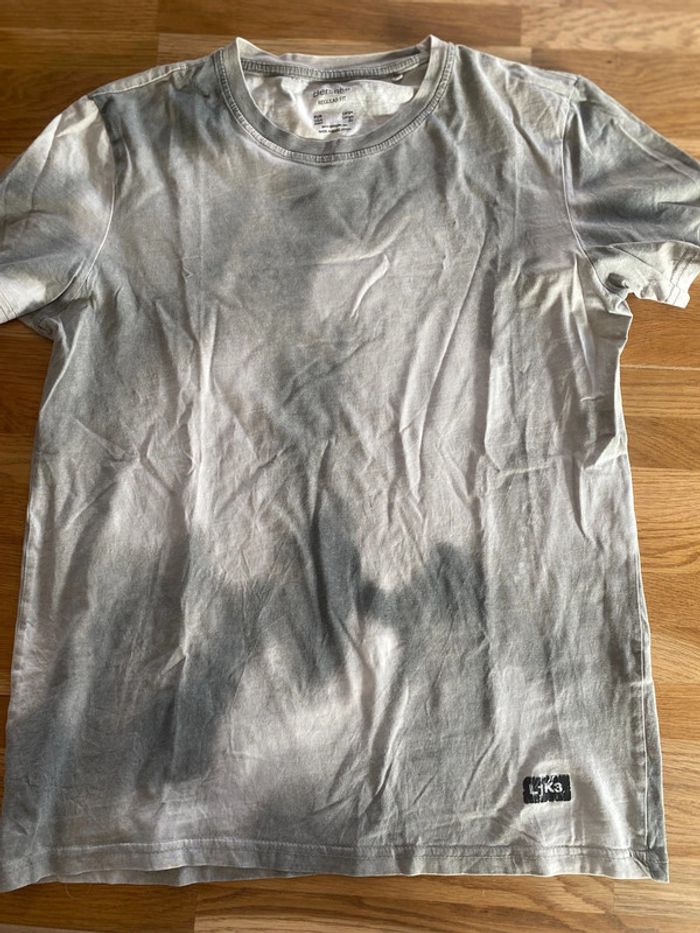 T-shirt dégradé de gris. Bershka - photo numéro 5