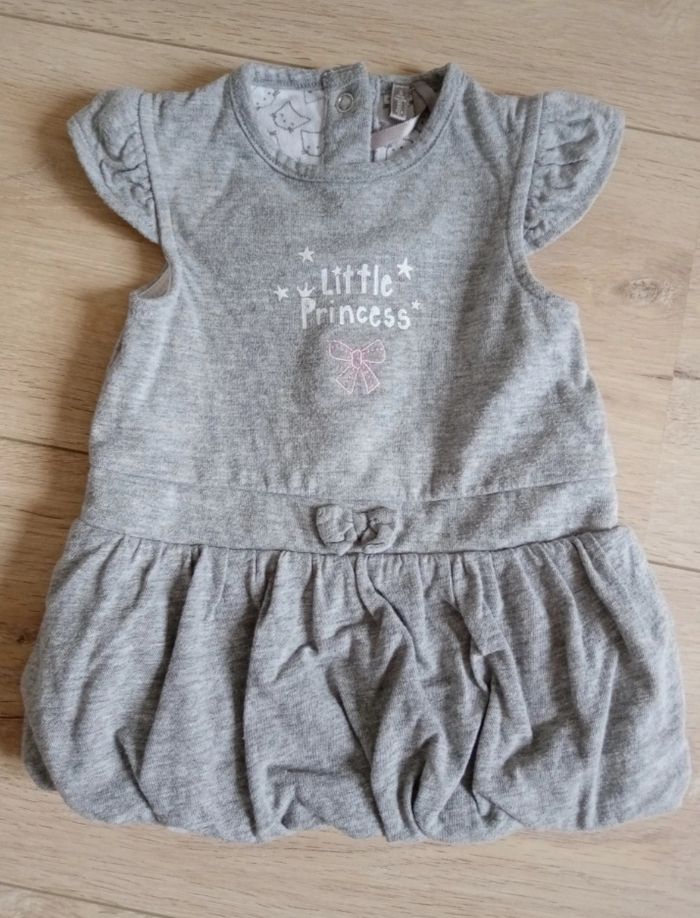 Lot robes 3mois - photo numéro 4