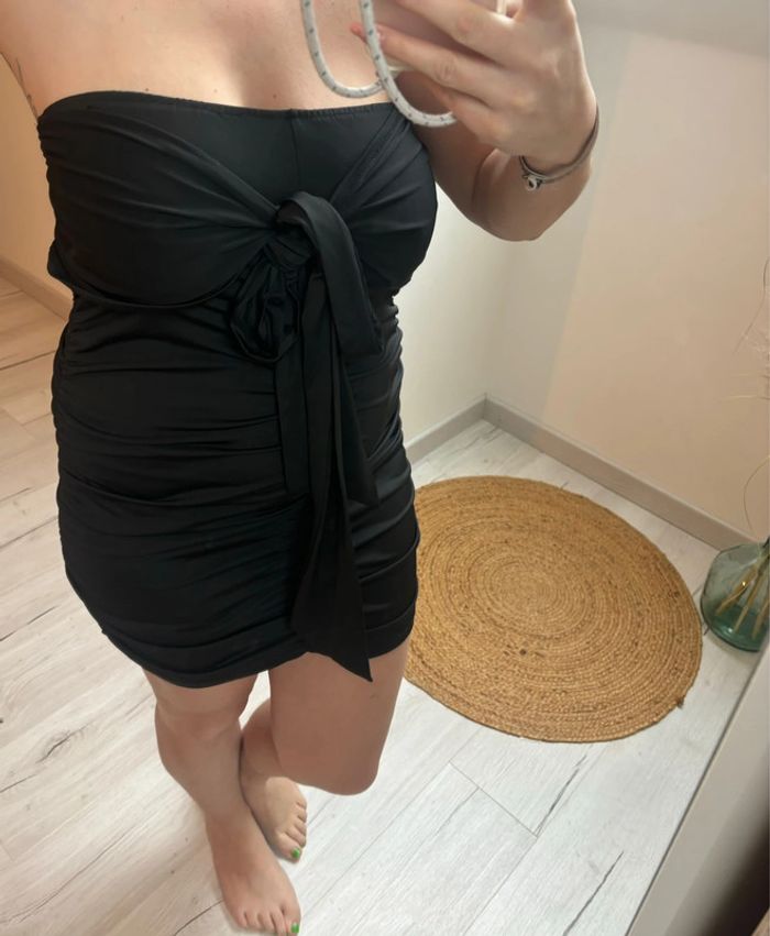 Robe noir