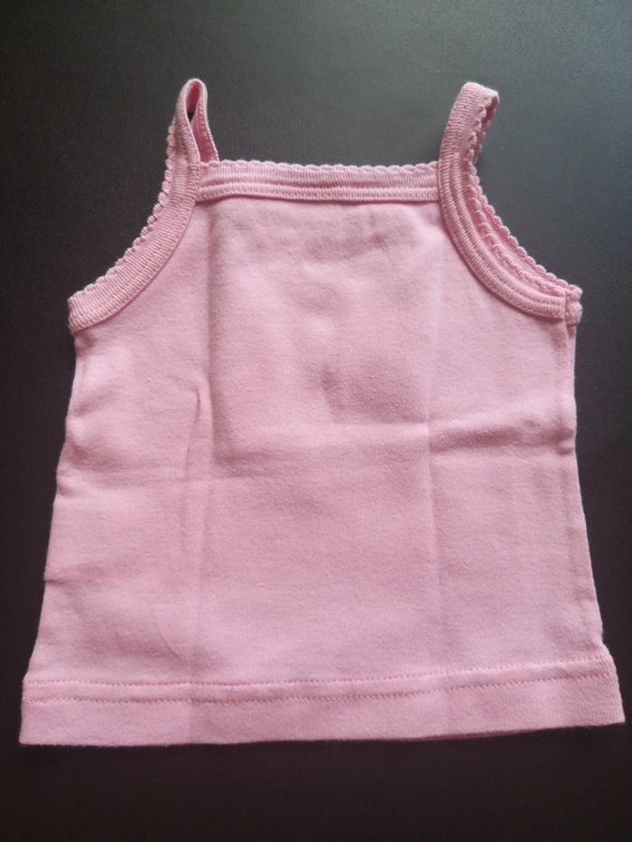 Joli débardeur rose en 3 mois - photo numéro 3
