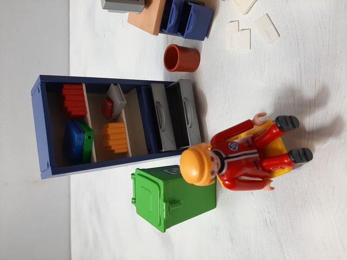 le poste de police playmobil - photo numéro 2