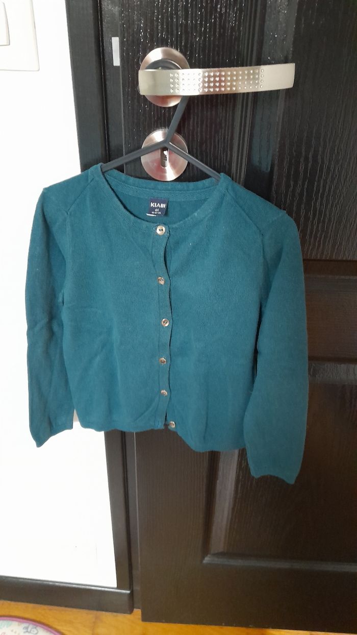 Lot gilets fille 4ans - photo numéro 4