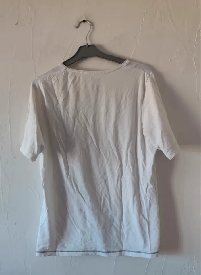 Superbe tee-shirt esmara taille 46 - photo numéro 3