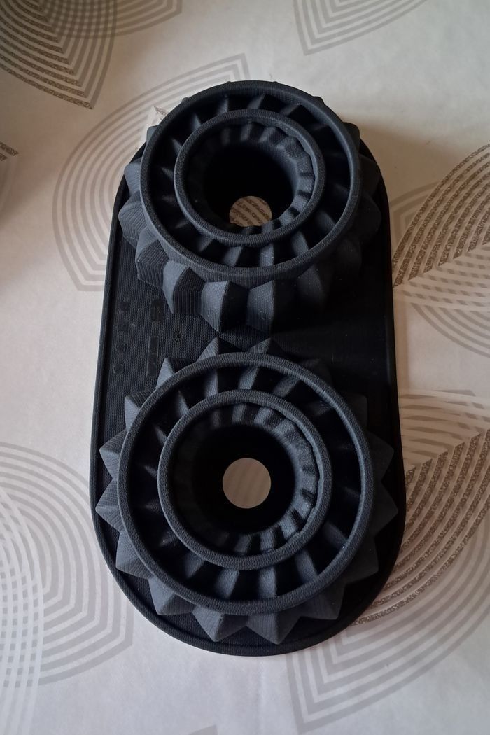 Moule de cuisson Flexipan NEUF en silicone *double savarin* de Guy Demarle - photo numéro 2