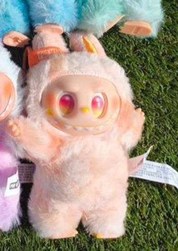 Peluche labubu orange