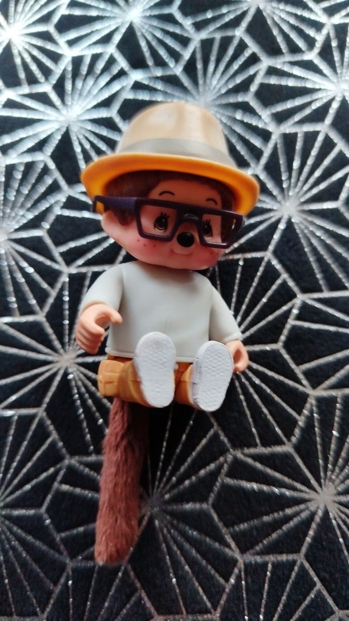 Lot 2 petites figurines monchichi - photo numéro 3