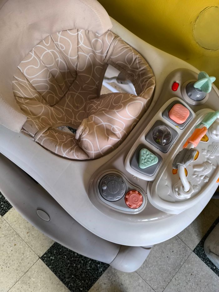 Trotteur fille - photo numéro 2