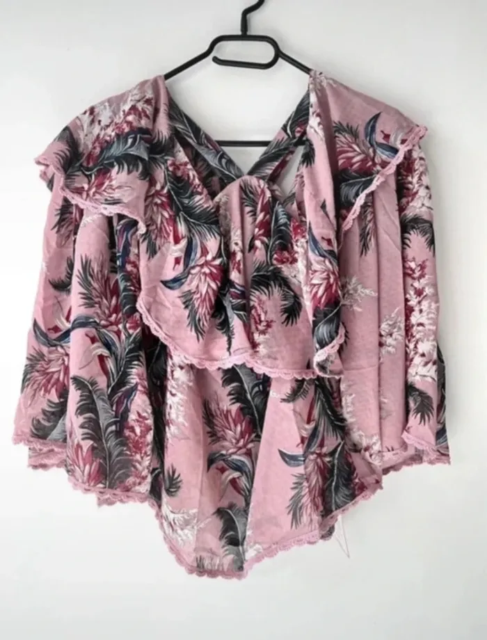 🌸 Magnifique haut en Chauve-souris / rose à fleur Glamorous T/S 🌸 - photo numéro 2