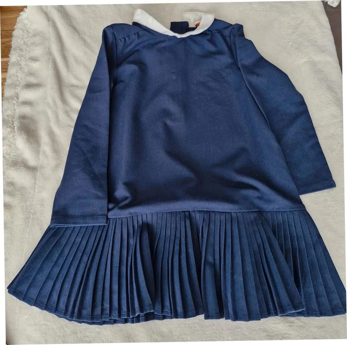 2 belles robes 8 ans - photo numéro 2
