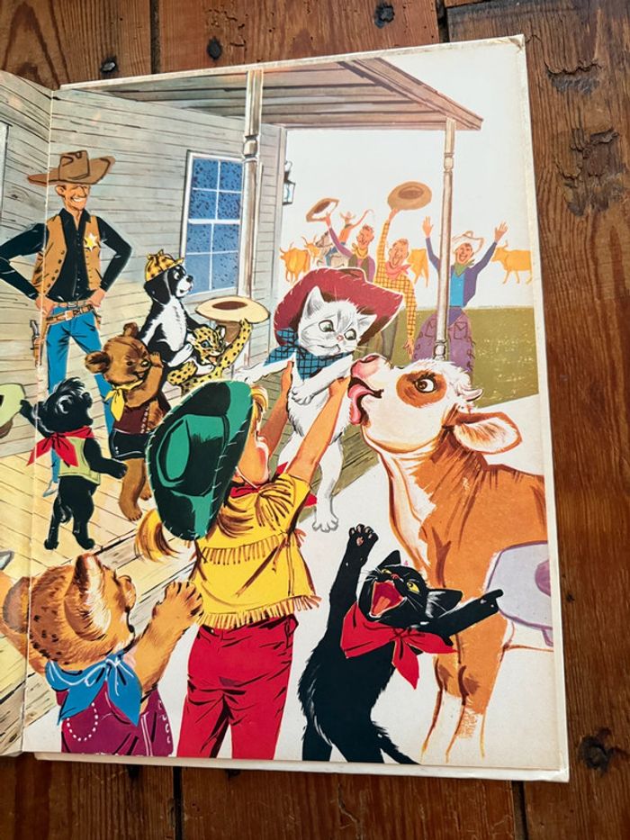 Grands albums Hachette livre rare ancien blanc Caroline au Ranch Pierre Probst - photo numéro 11