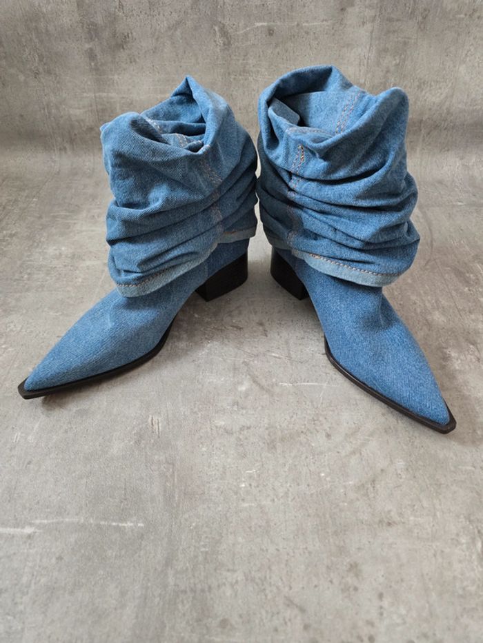 Bottines Zara bleu denim avec plis à talon taille 39 - photo numéro 3