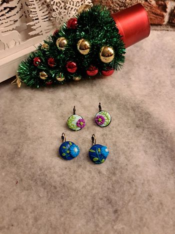 Boucles d'oreilles avec pâte polymere multicolore