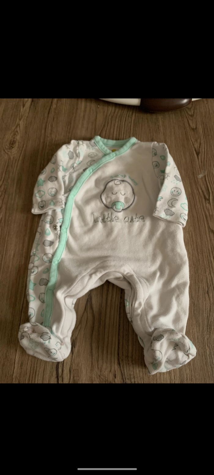 👣 pyjamas bébé 👣 - photo numéro 2