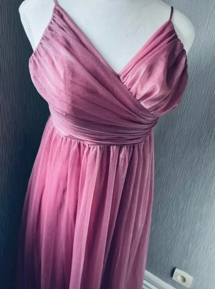 Robe de soirée à paillettes - photo numéro 5