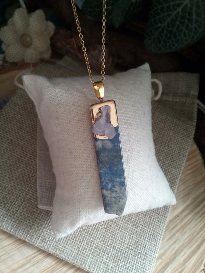 Collier pointe de lapis lazuli et quartz rose