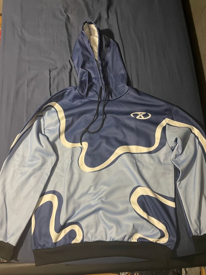 Pull Bleu - neuf - Chaud